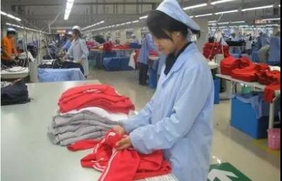 探秘隱藏的服裝批發市場 價格竟低于廣州、虎門！